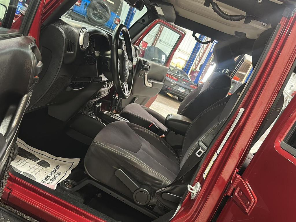 used 2013 Jeep Wrangler Unlimited car, priced at $14,499