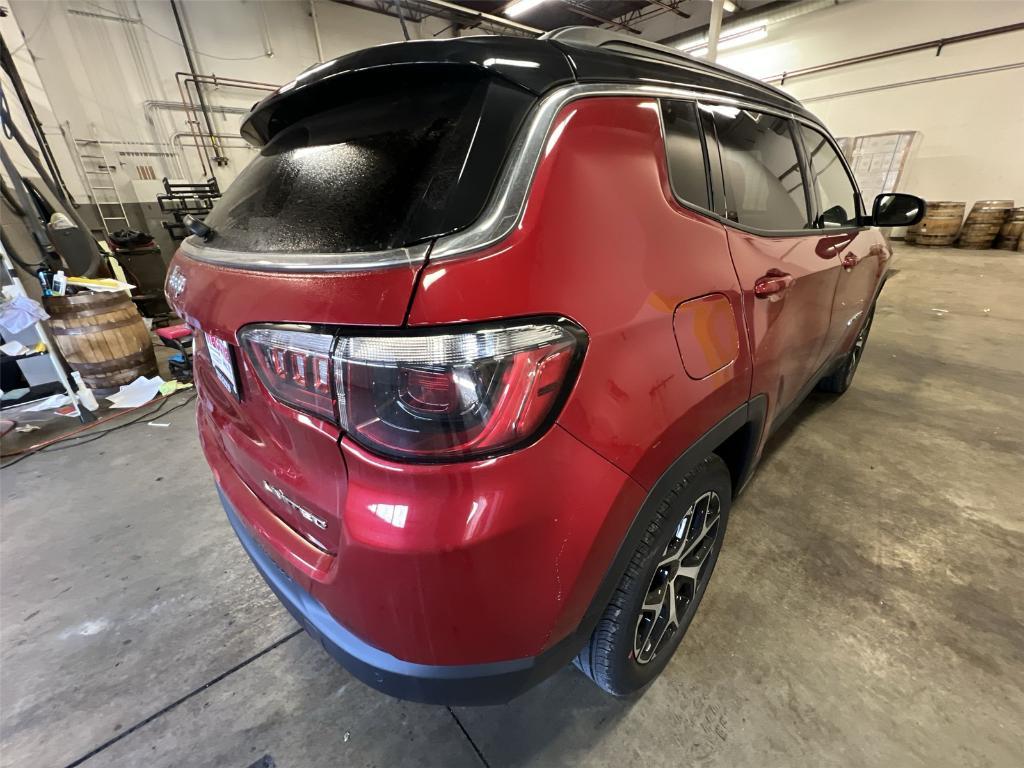 new 2025 Jeep Compass car, priced at $31,010