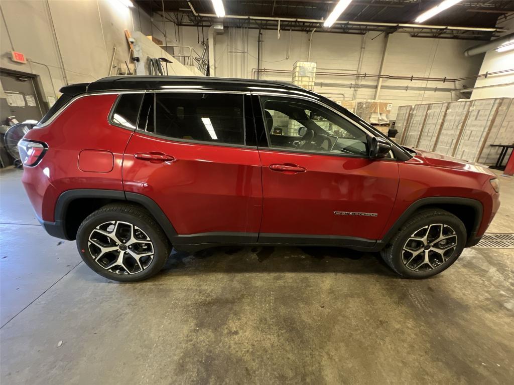 new 2025 Jeep Compass car, priced at $31,010