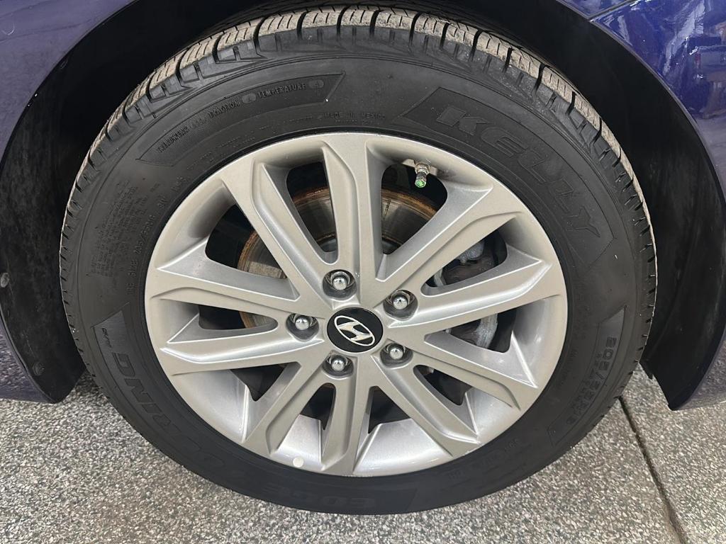 used 2014 Hyundai Elantra car