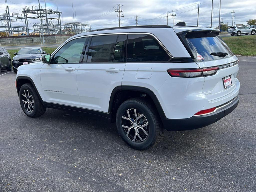 new 2025 Jeep Grand Cherokee car, priced at $49,873