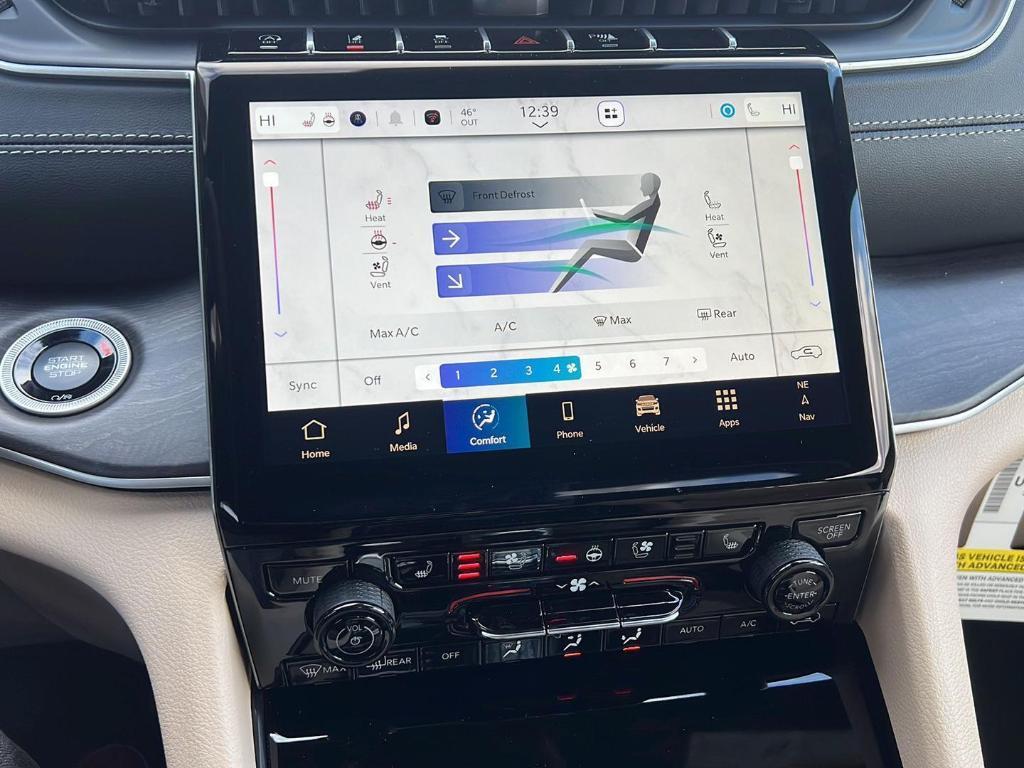 new 2025 Jeep Grand Cherokee car, priced at $49,873