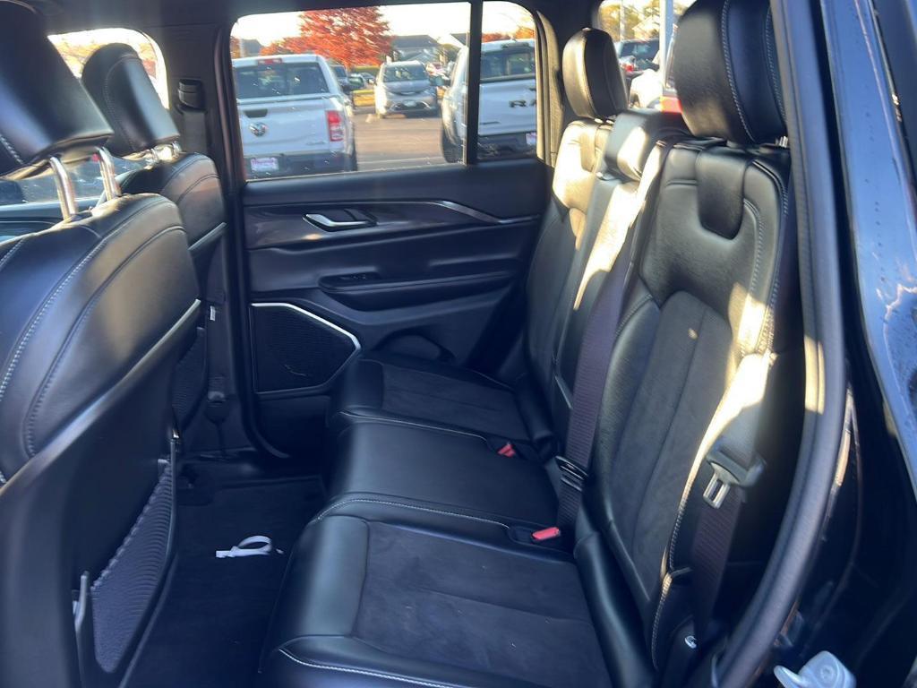 used 2022 Jeep Grand Cherokee car, priced at $31,999