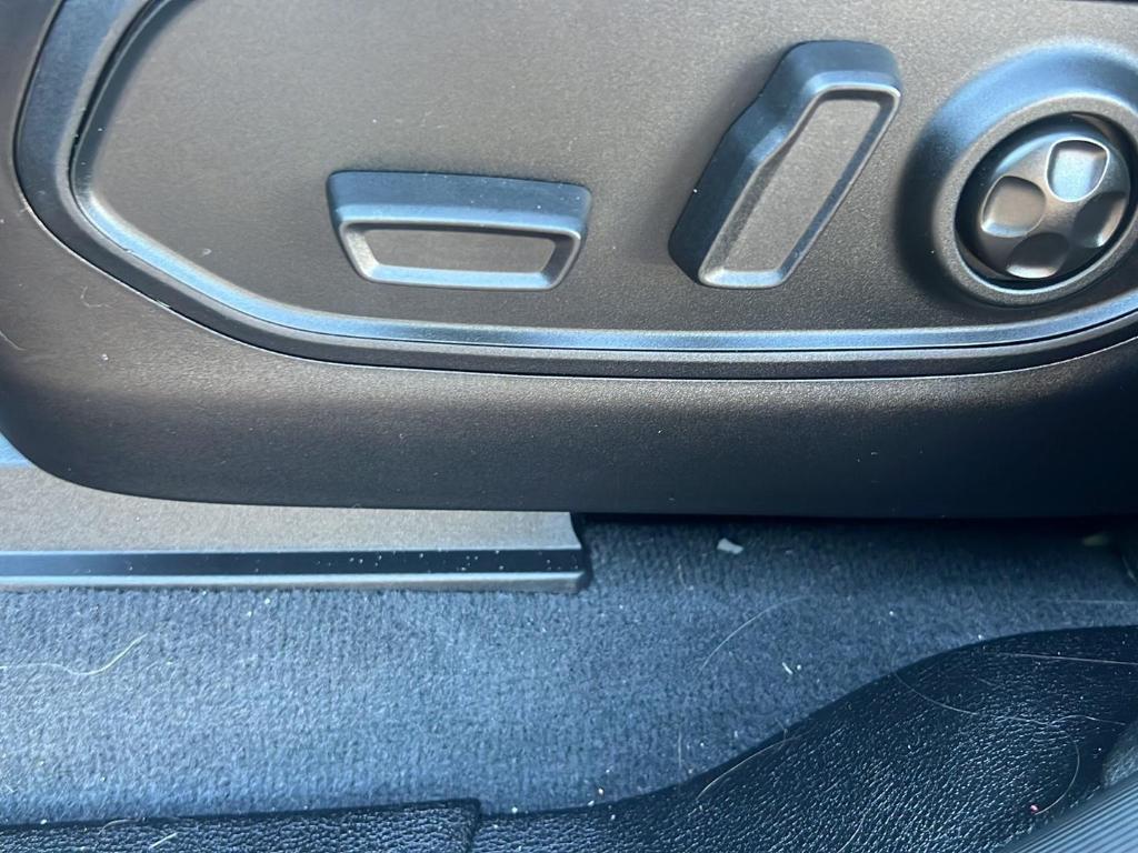 used 2022 Jeep Grand Cherokee car, priced at $31,999