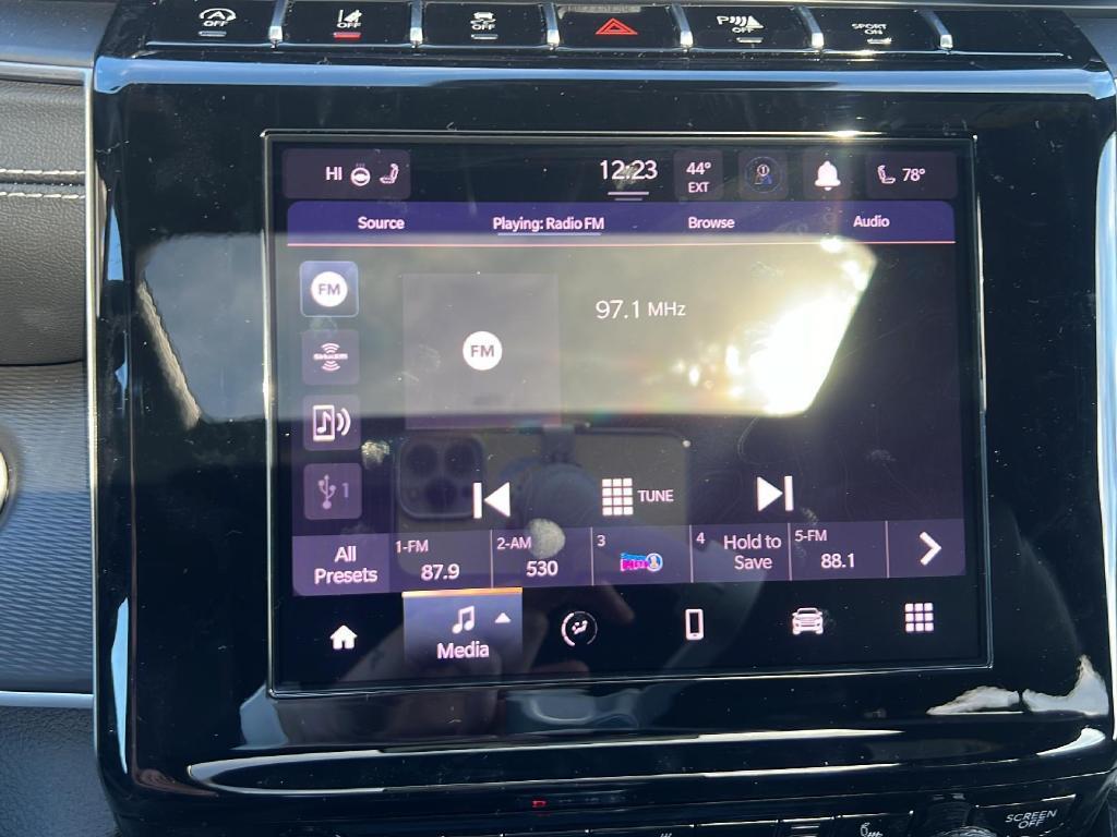 new 2025 Jeep Grand Cherokee L car, priced at $44,879