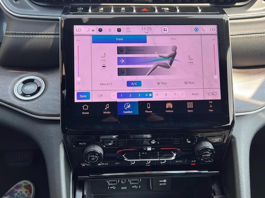 new 2025 Jeep Grand Cherokee L car, priced at $49,620
