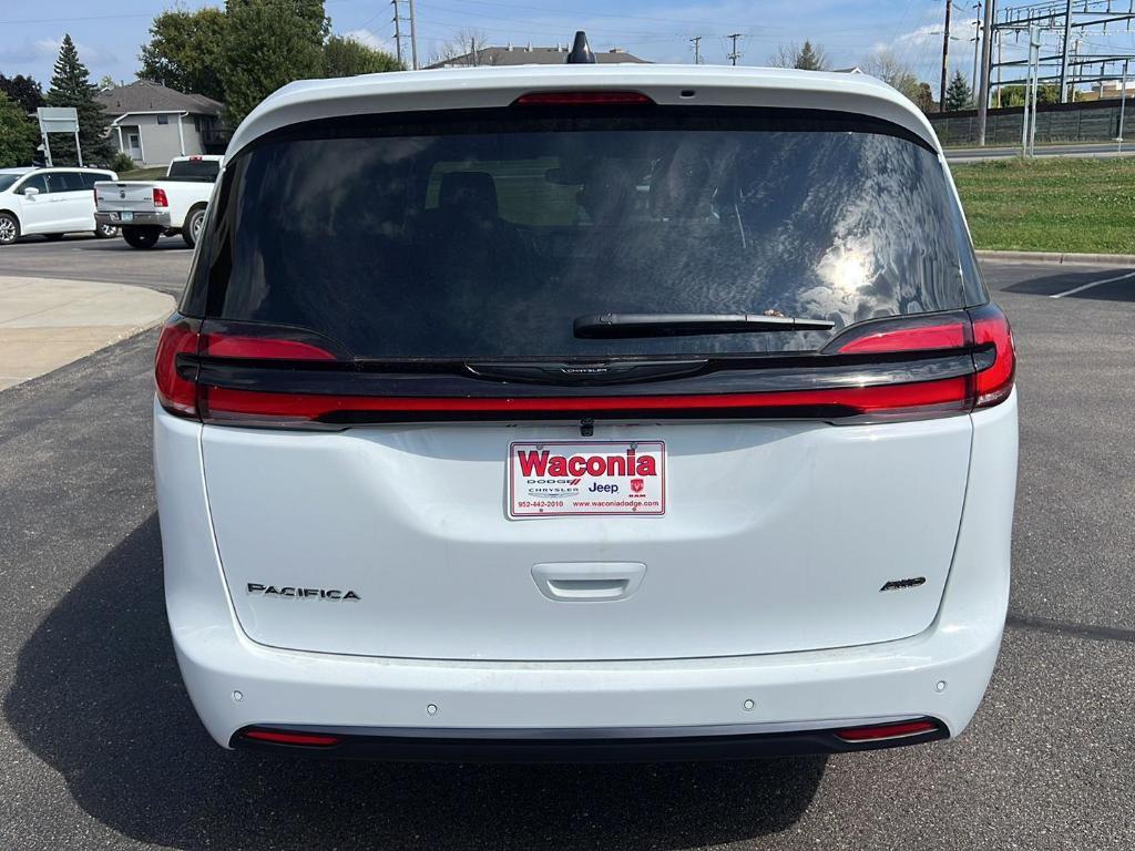 new 2026 Chrysler Pacifica car, priced at $45,155
