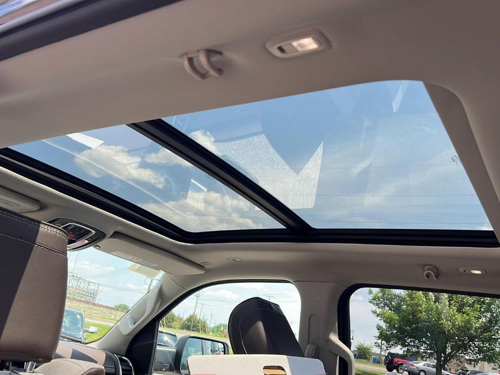new 2025 Ram 1500 car, priced at $61,949