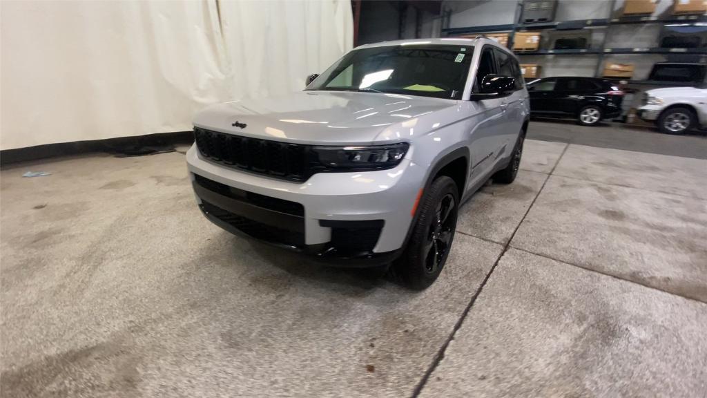 used 2023 Jeep Grand Cherokee L car, priced at $37,779