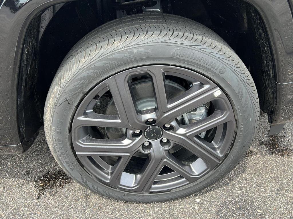 new 2025 Jeep Compass car, priced at $35,104