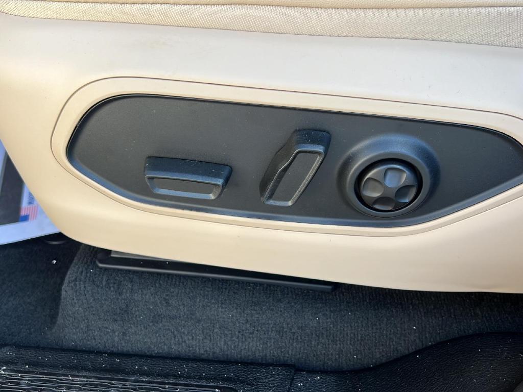 new 2025 Jeep Grand Cherokee L car, priced at $49,844