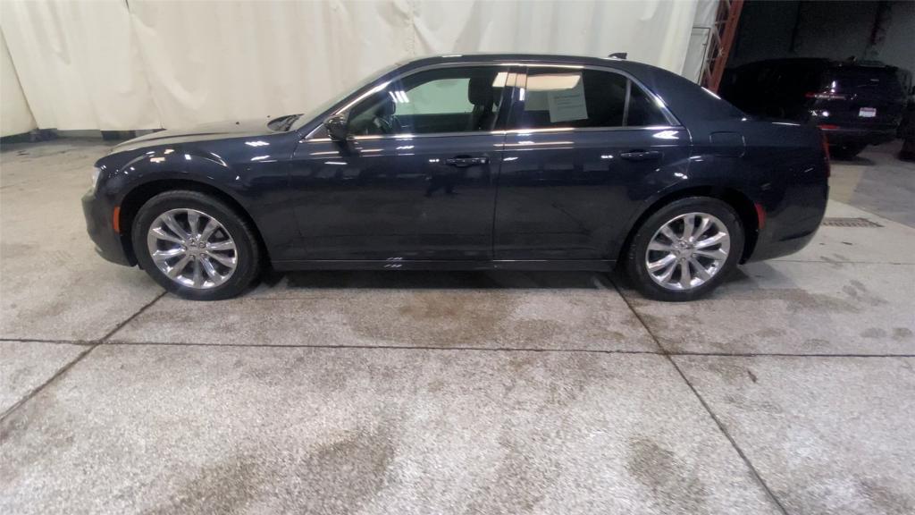 used 2019 Chrysler 300 car, priced at $18,499