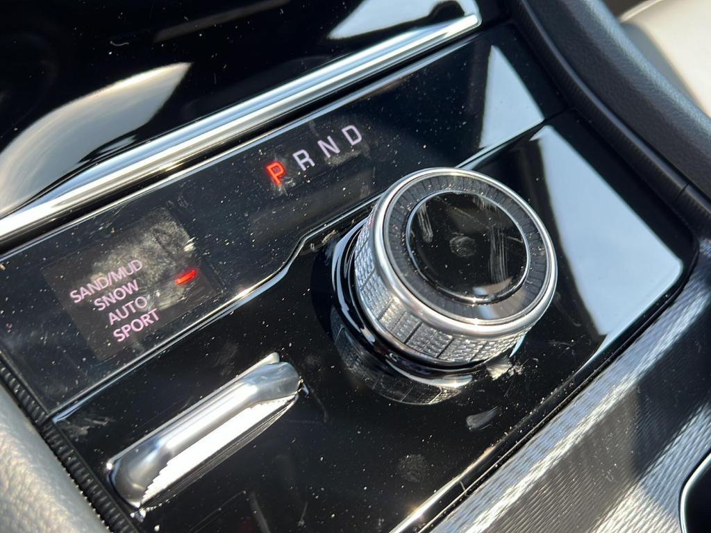 new 2025 Jeep Grand Cherokee car, priced at $50,271