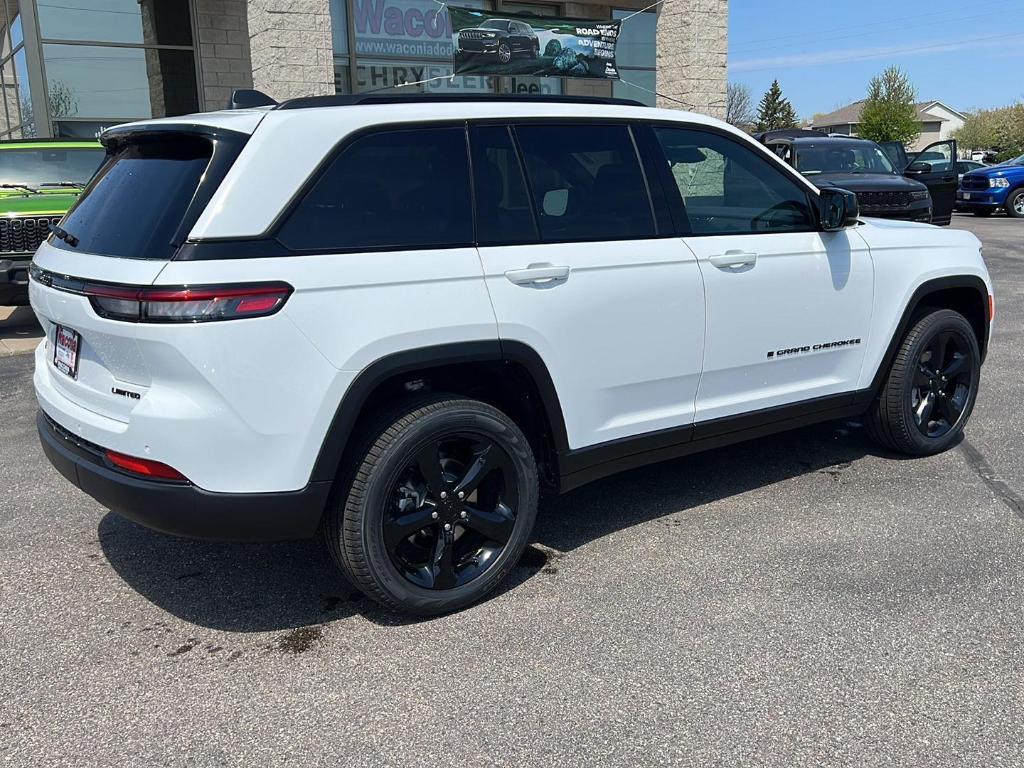 new 2025 Jeep Grand Cherokee car, priced at $50,271