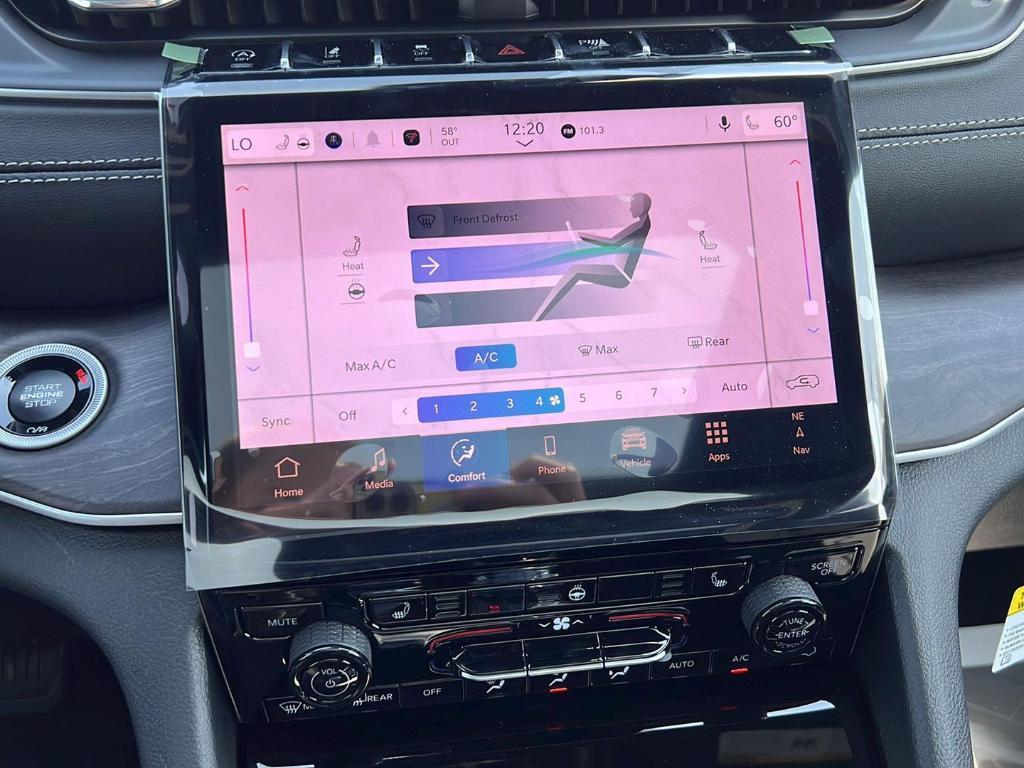 new 2025 Jeep Grand Cherokee car, priced at $50,271