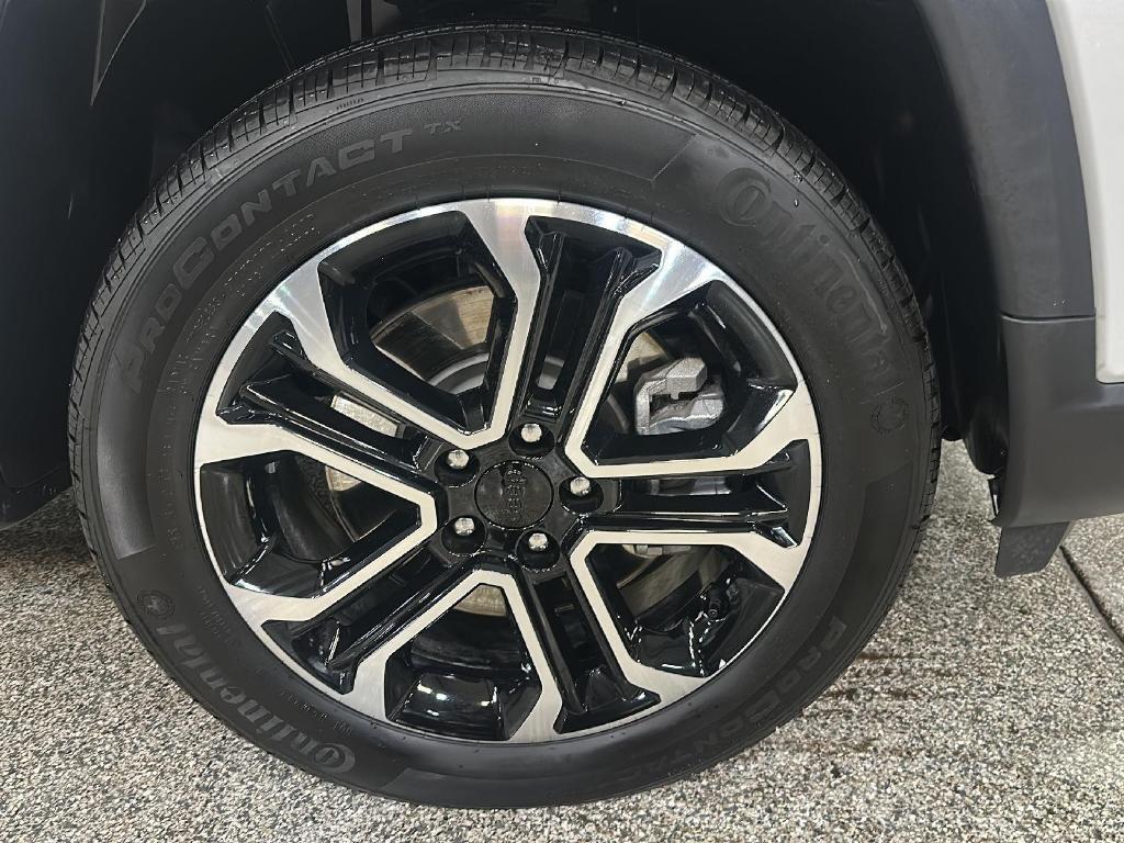 used 2023 Jeep Compass car, priced at $26,999
