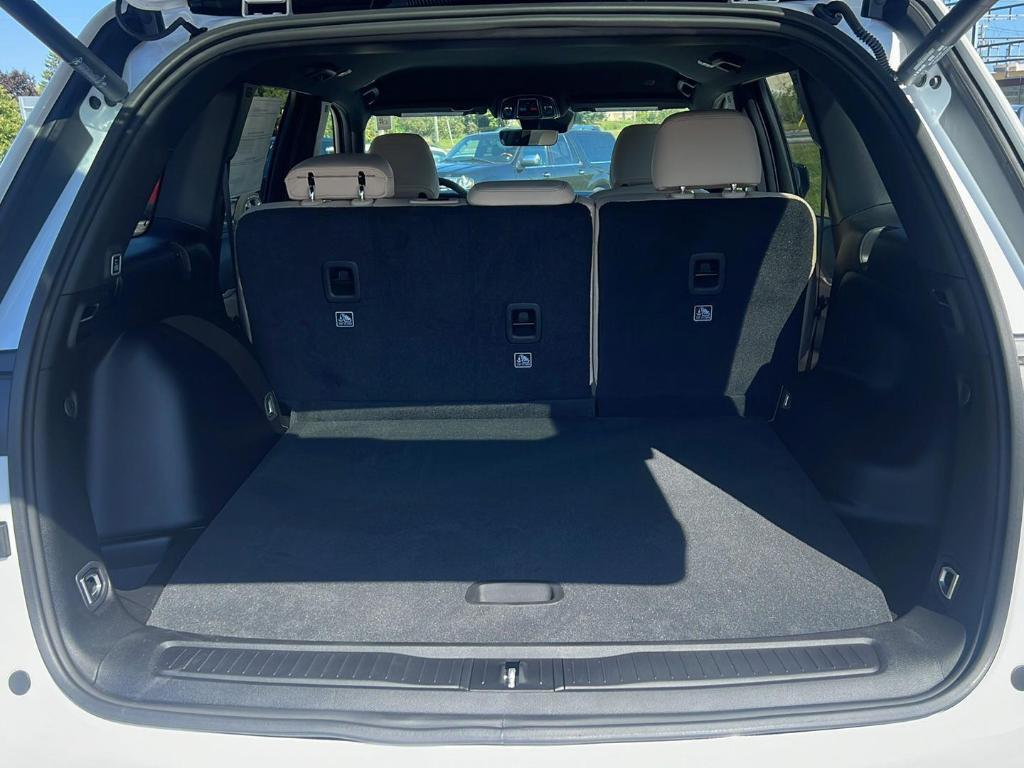 new 2025 Jeep Grand Cherokee car, priced at $44,427