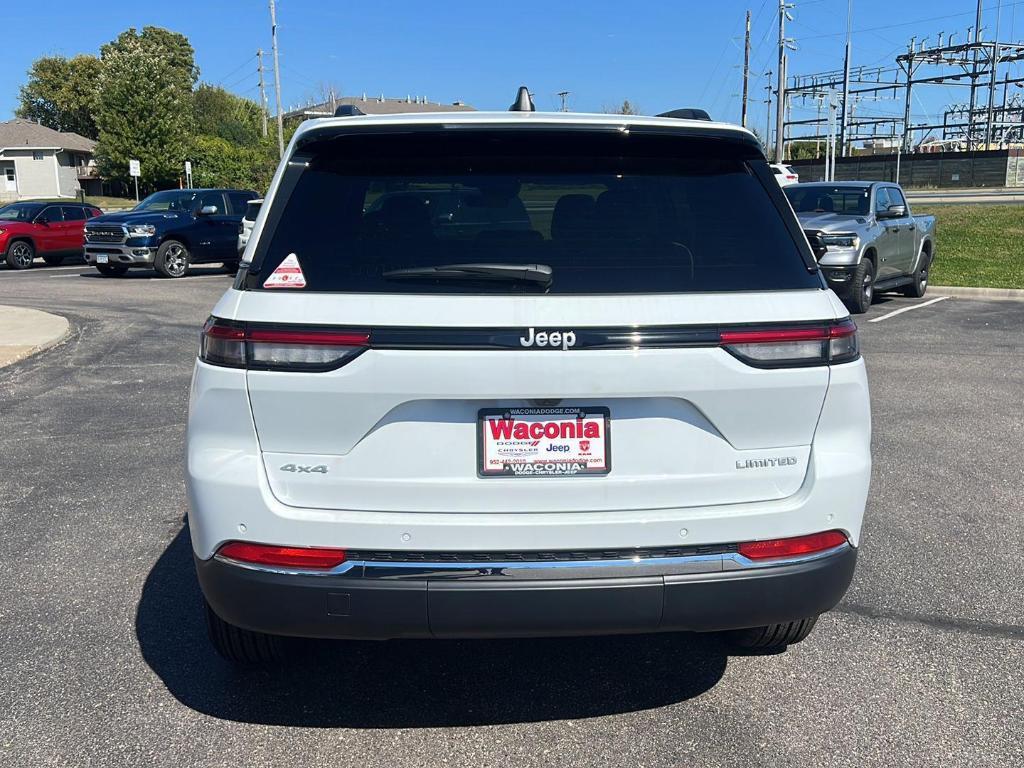 new 2025 Jeep Grand Cherokee car, priced at $44,427
