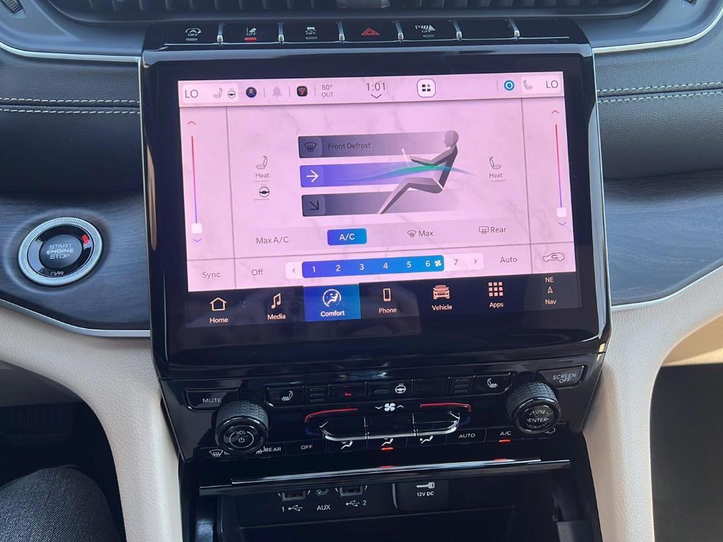 new 2025 Jeep Grand Cherokee car, priced at $44,427