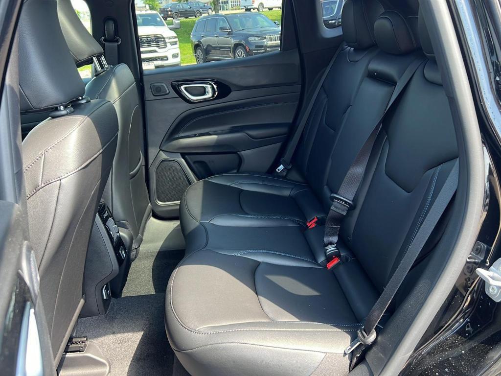 new 2025 Jeep Compass car, priced at $34,104