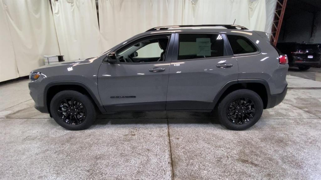 used 2023 Jeep Cherokee car, priced at $33,999