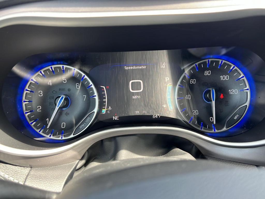 new 2025 Chrysler Pacifica car, priced at $49,272