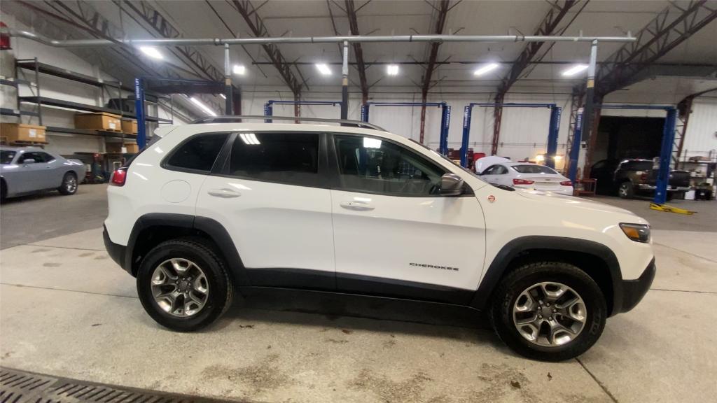 used 2019 Jeep Cherokee car, priced at $20,779