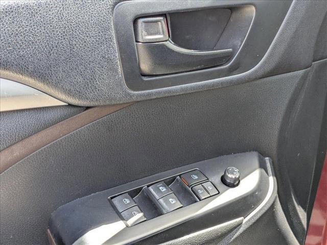 used 2014 Toyota Highlander car, priced at $16,744