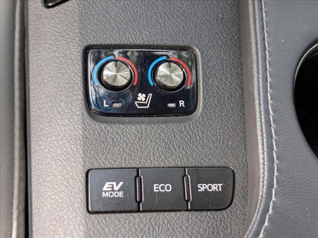 used 2016 Toyota Avalon Hybrid car, priced at $17,651