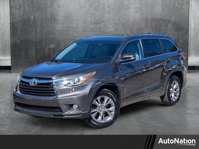 used 2015 Toyota Highlander car, priced at $19,994