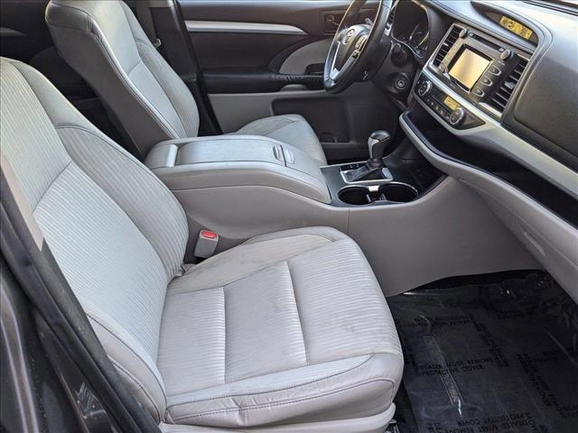 used 2015 Toyota Highlander car, priced at $19,994