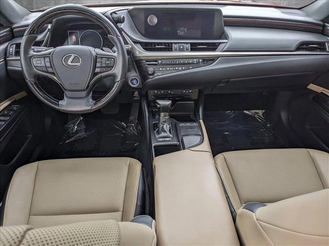 used 2020 Lexus ES 300h car, priced at $31,992