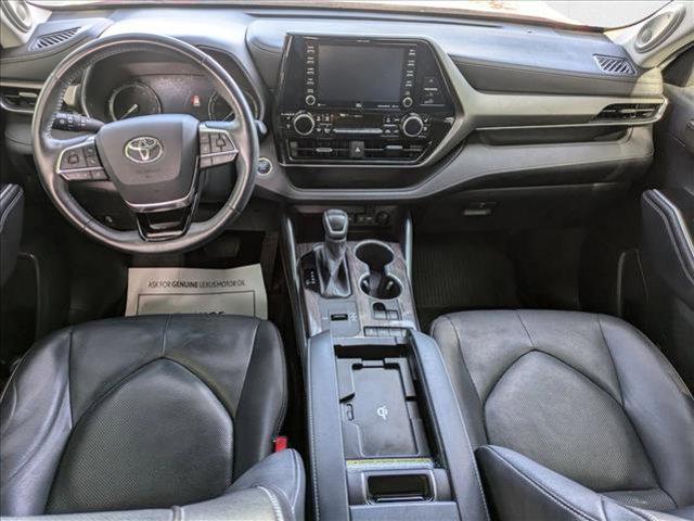 used 2020 Toyota Highlander car, priced at $22,555