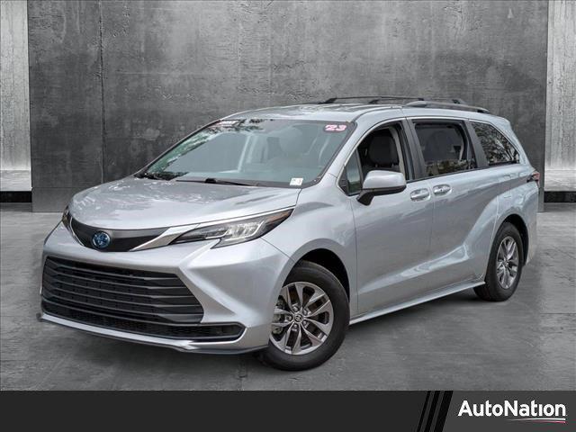 used 2023 Toyota Sienna car, priced at $37,294