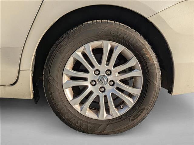 used 2016 Toyota Sienna car, priced at $16,395