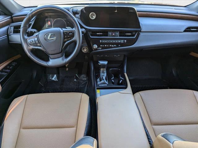 used 2025 Lexus ES 350 car, priced at $39,995