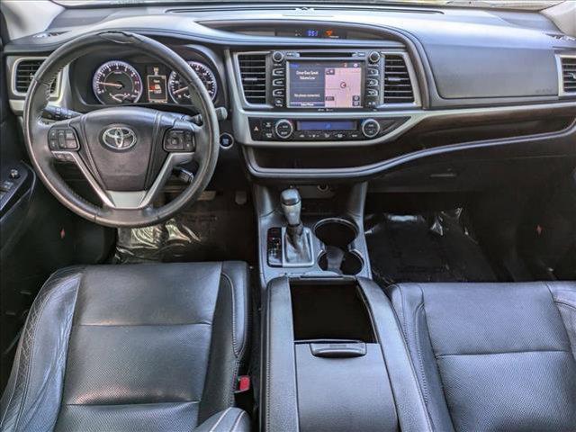 used 2015 Toyota Highlander car, priced at $18,455