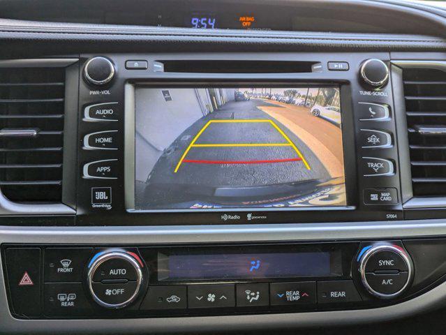 used 2015 Toyota Highlander car, priced at $17,722