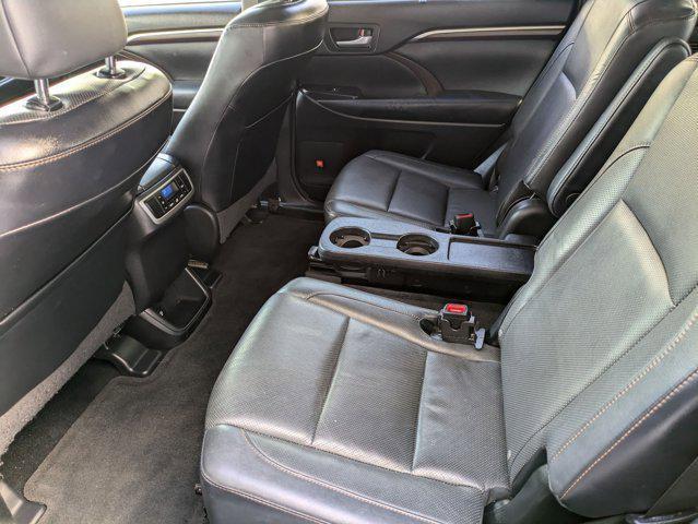 used 2015 Toyota Highlander car, priced at $17,722
