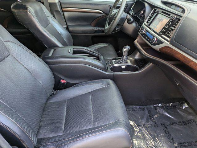 used 2015 Toyota Highlander car, priced at $17,722