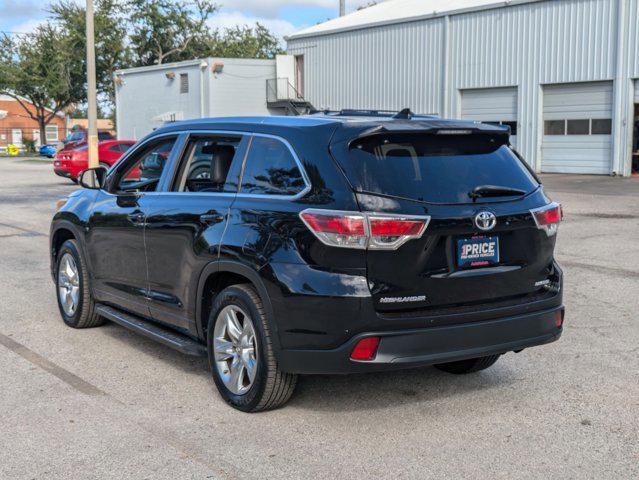 used 2015 Toyota Highlander car, priced at $17,722
