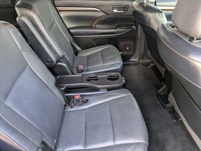 used 2015 Toyota Highlander car, priced at $17,722