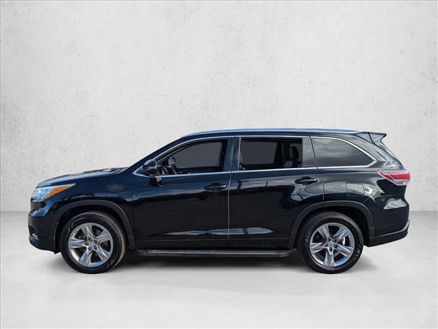 used 2015 Toyota Highlander car, priced at $18,455