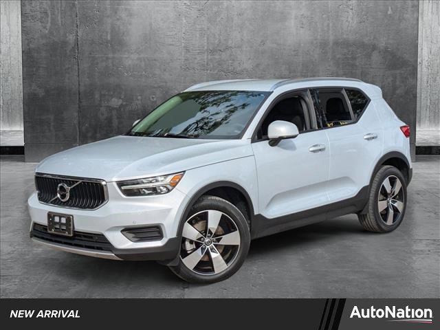 used 2020 Volvo XC40 car, priced at $23,355