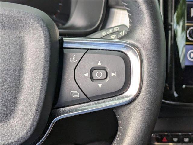 used 2020 Volvo XC40 car, priced at $23,355