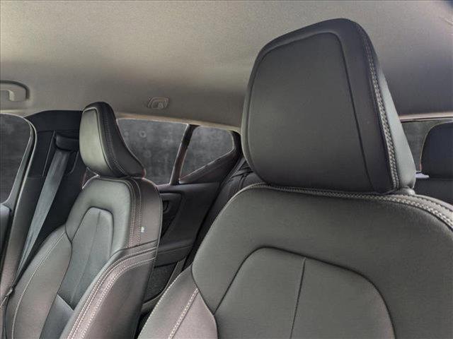 used 2020 Volvo XC40 car, priced at $23,355