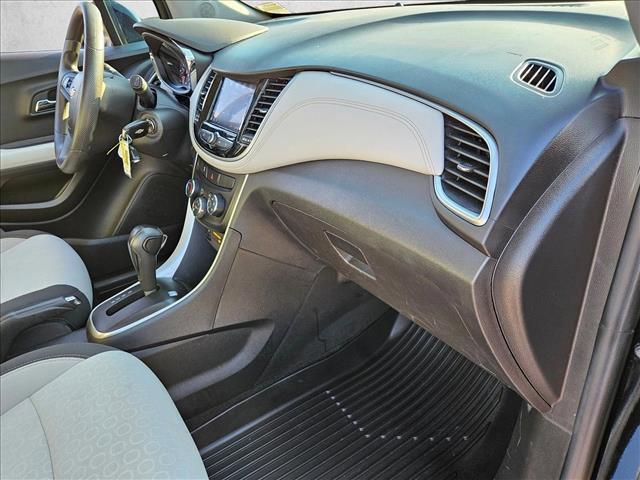 used 2022 Chevrolet Trax car, priced at $15,994