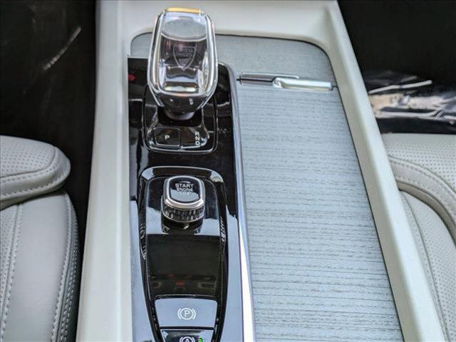 used 2023 Volvo XC60 car, priced at $38,995