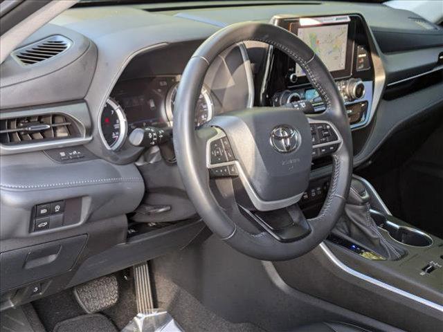 used 2024 Toyota Highlander car, priced at $35,768