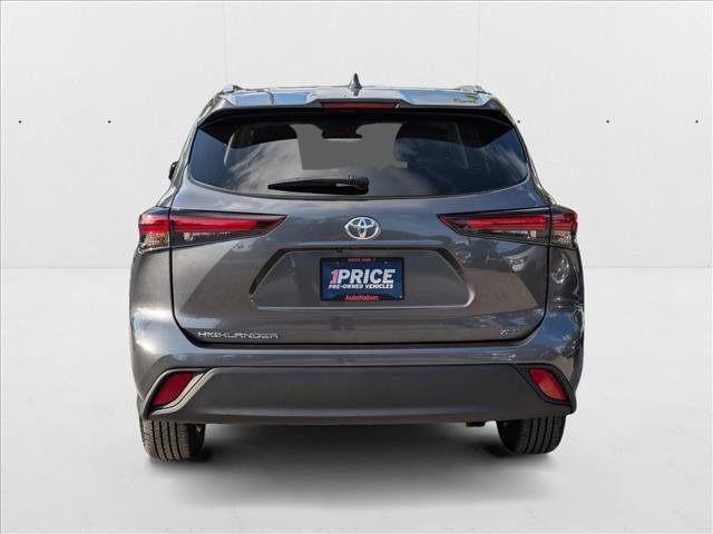 used 2024 Toyota Highlander car, priced at $35,768